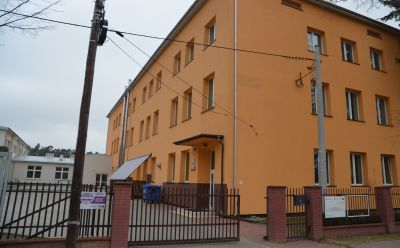 Szkoła Podstawowa im. św. S. Kostki w Kostowcu